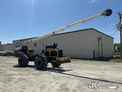2009 Jarraff 4 Wheel Drive Articulating Rubber Tired Tree Saw