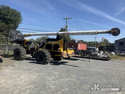 2013 Jarraff 4 Wheel Drive Articulating Rubber Tired Tree Saw