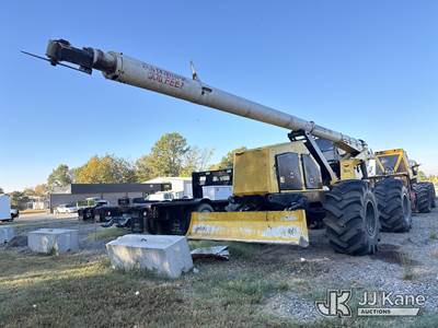 2019 Jarraff 4 Wheel Drive Articulating Rubber Tired Tree Saw