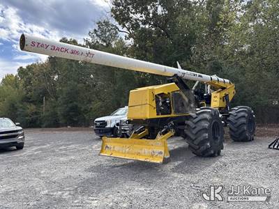 2019 Jarraff 4 Wheel Drive Articulating Rubber Tired Tree Saw