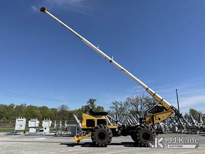 2014 Jarraff Articulating Rubber Tired Tree Saw