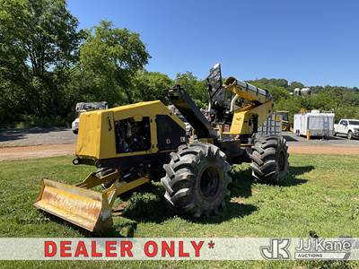 2018 Jarraff Articulating Rubber Tired Tree Saw