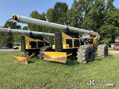 Jarraff Articulating Rubber Tired Tree Saw