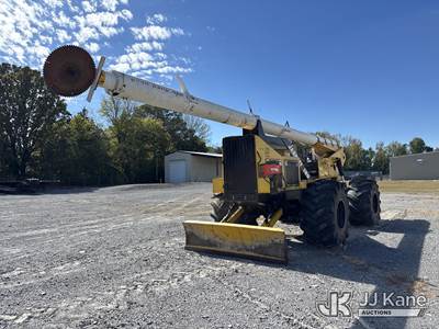 Jarraff Articulating Rubber Tired Tree Saw