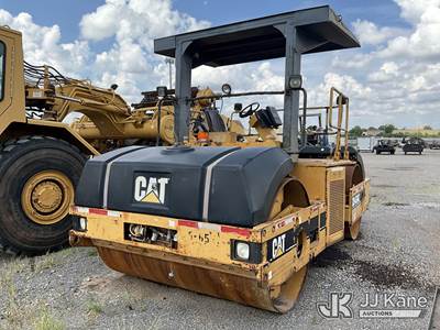 1997 Cat CB634C Vibratory Tandem Roller
