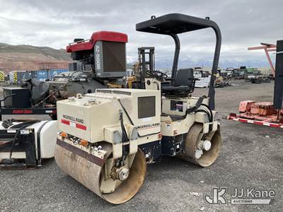 Ingersoll Rand DD32 Vibratory Roller