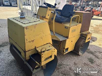 Vibromax W263 Smooth Drum Roller Compactor