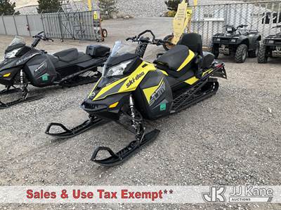 Ski-Doo Summit SP Snowmobile
