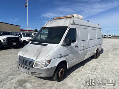 2004 Dodge Sprinter 3500 Super High Ceiling 158-in. WB Van