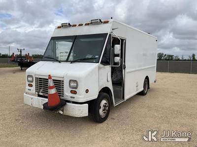 2005 Freightliner MT45 Chassis Step Van