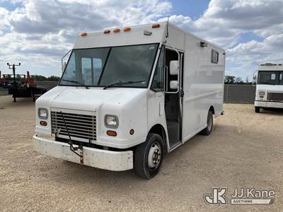 2005 Freightliner MT45 Chassis Step Van