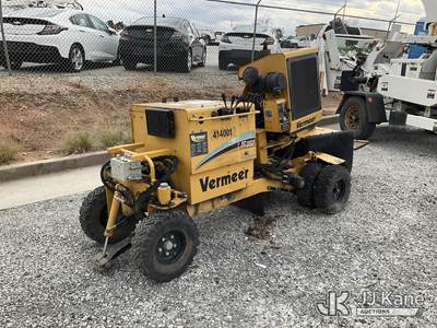 2006 Vermeer SC352 Rubber Tired Walk-Beside Stump Cutter