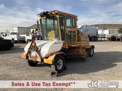 2003 Broce RJ350 Street Sweeper
