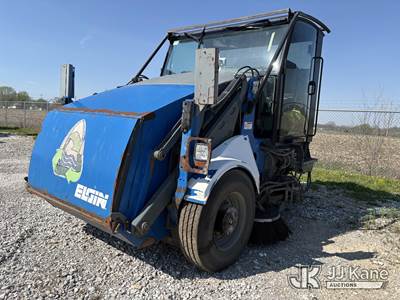 2011 Elgin Pelican S Sweeper