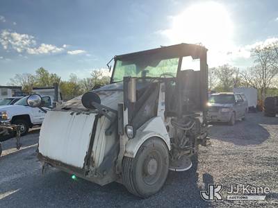 2010 Elgin Pelican S Street Sweeper