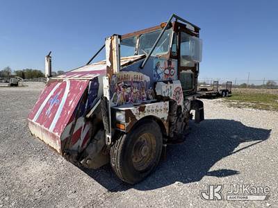 2008 Elgin Pelican S Street Sweeper