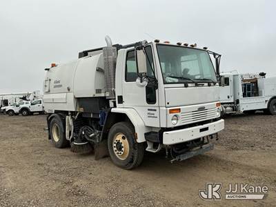 2007 Freightliner FC80 Cargo Street Sweeper Truck