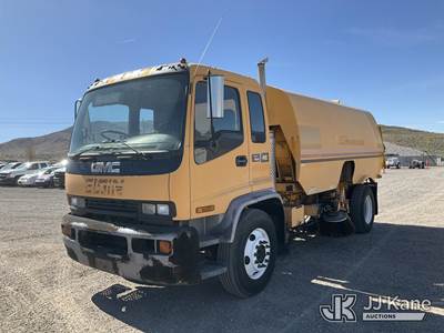 1998 GMC T7500 Sweeper