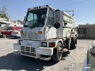 2014 Global Environmental Products Street Sweeper