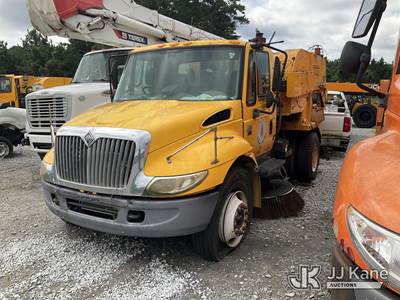 2007 International 4300 Street Sweeper Truck