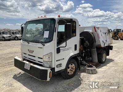 2013 Isuzu NPR Sweeper Truck