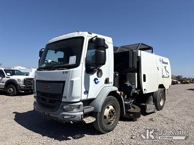 2017 Peterbuilt 220 Street Sweeper