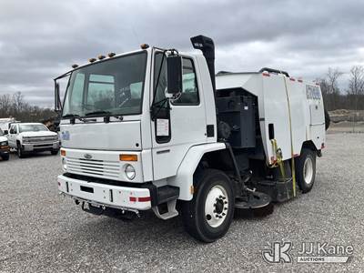 2003 Sterling SC8000 Street Sweeper