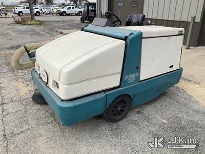2006 Tennant 6650XP Sweeper