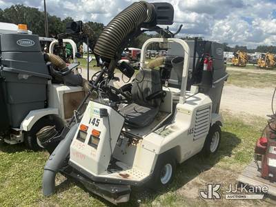 2018 Tennant ATLV 4300 Sweeper