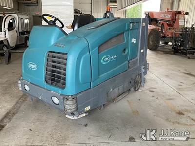 2011 Tennant M20 Sweeper