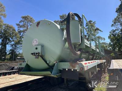 2012 Dragon Products Tank Trailer