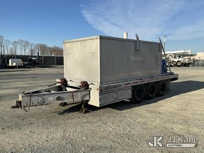1992 Featherlite D-1850 Tri-Axle Tank Trailer