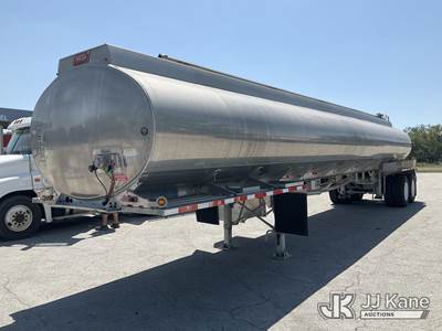 2017 HEIL CT-12598 T/A Aluminum Tank Trailer