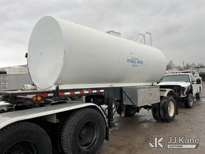 1991 Reliance Water Tank Trailer
