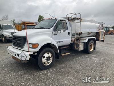 2000 Ford F650 Fuel Tank Truck