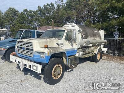 1994 Ford F800F Tank Truck
