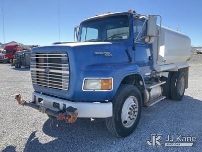 1994 Ford LA9000 Water Tank Truck