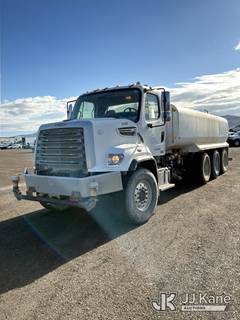 2013 Freightliner 108SD T/A Tank Truck