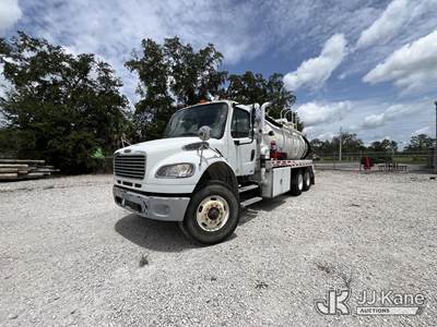 2011 Freightliner M2 106 Water Tank Truck