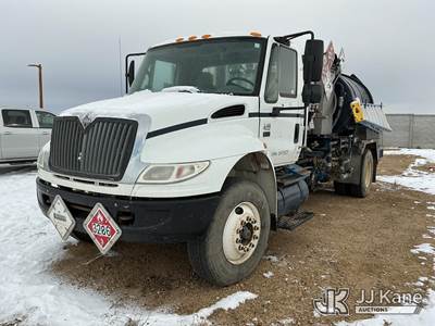 2005 International 4400 Tank Truck