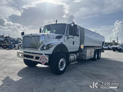 2014 International 7500 Extended Cab T/A Fuel Tank Truck