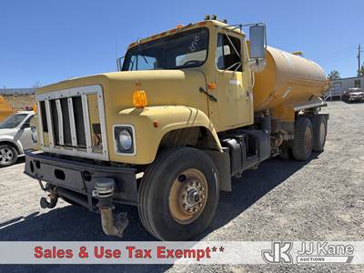 1991 International F2574 Water Tank Truck