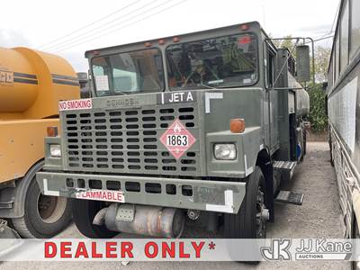 Oshkosh R-Series Tanker Truck