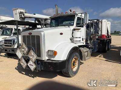 2012 Peterbilt 367 T/A Tank Truck