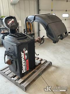 Dannmar B-100 Balancer (Operates)