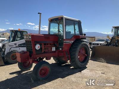 1994 International F1086 Rubber Tired Tractor