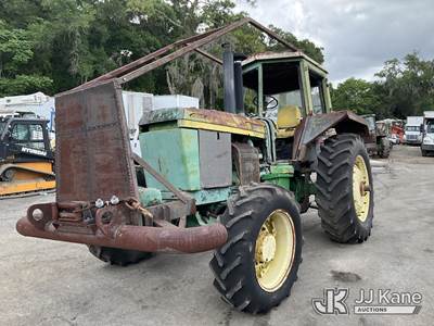 1995 John Deere 4455 Utility Tractor