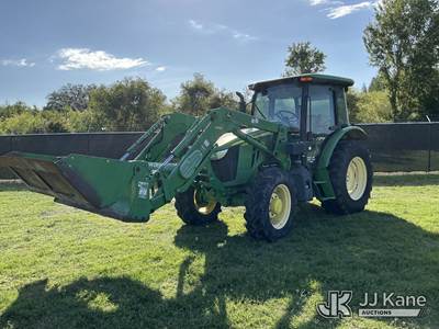2015 John Deere 5085M Tractor