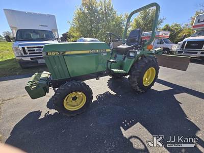 John Deere 855 Tractor