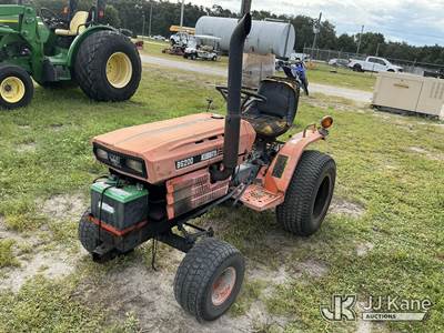 1984 Kubota B6200 Farm Tractor